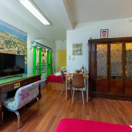 Apartmán Area *